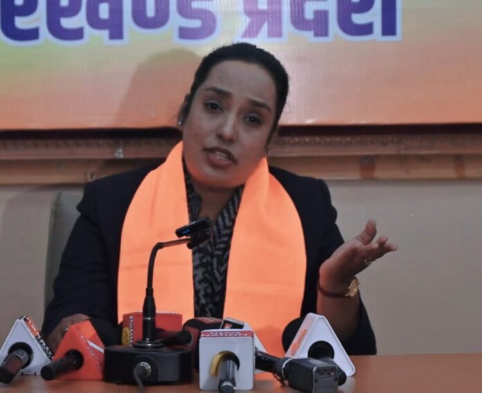 238e03b28fd38fee1758ec025654fe45 69716844