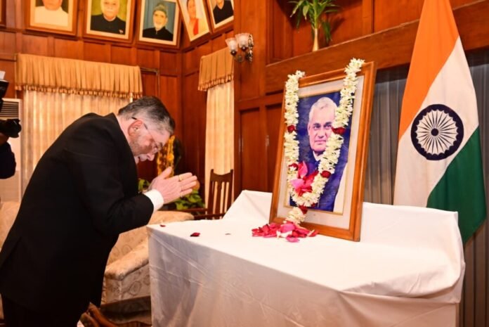 bfb7b3bfa4d8e083f8b323b069a2878d 595667829