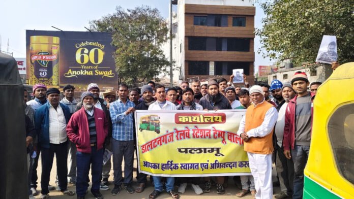 fc56969644c2986171c81e8f6e009eb6 553989370