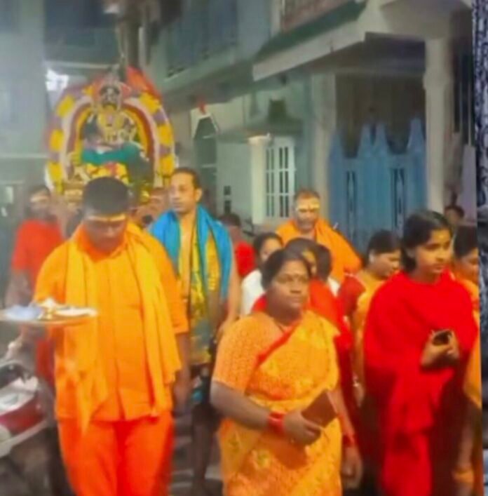 161e21e491933a2a4118967c645f8a60 1041246508