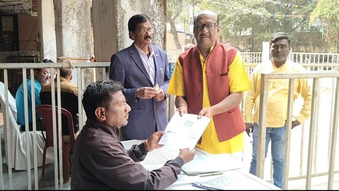 f8e1dbeff29f34a74b8d376e892e1767 1020963621