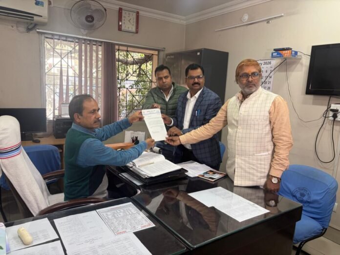 471cc7dfea23cea9dfe8011d1175395f 701323853