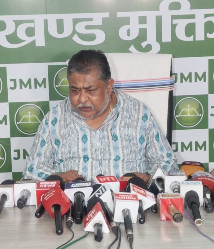 d1c74c8f 3300 41b5 99c9 0f6a4c73099f